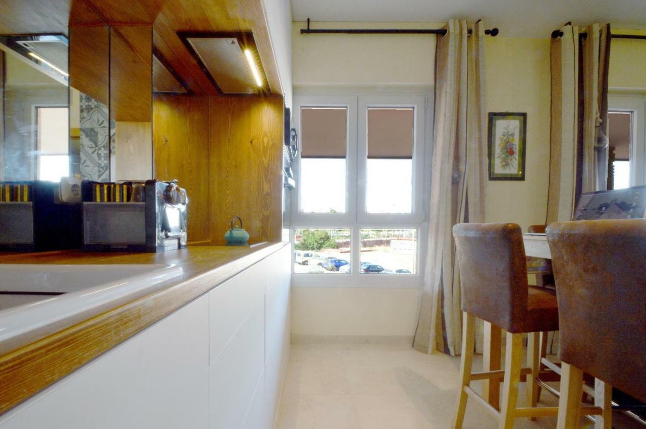 Moderno Apartamento Frente A La Playa Y El Centro Apartment Almeria Ngoại thất bức ảnh