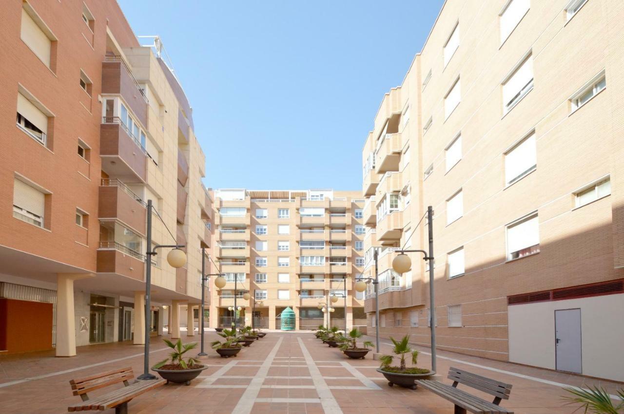 Moderno Apartamento Frente A La Playa Y El Centro Apartment Almeria Ngoại thất bức ảnh