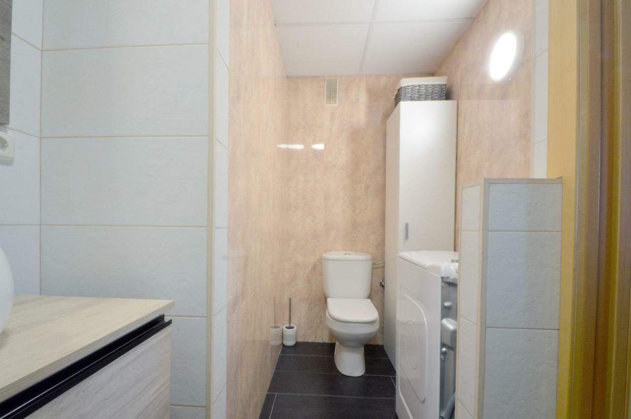 Moderno Apartamento Frente A La Playa Y El Centro Apartment Almeria Ngoại thất bức ảnh